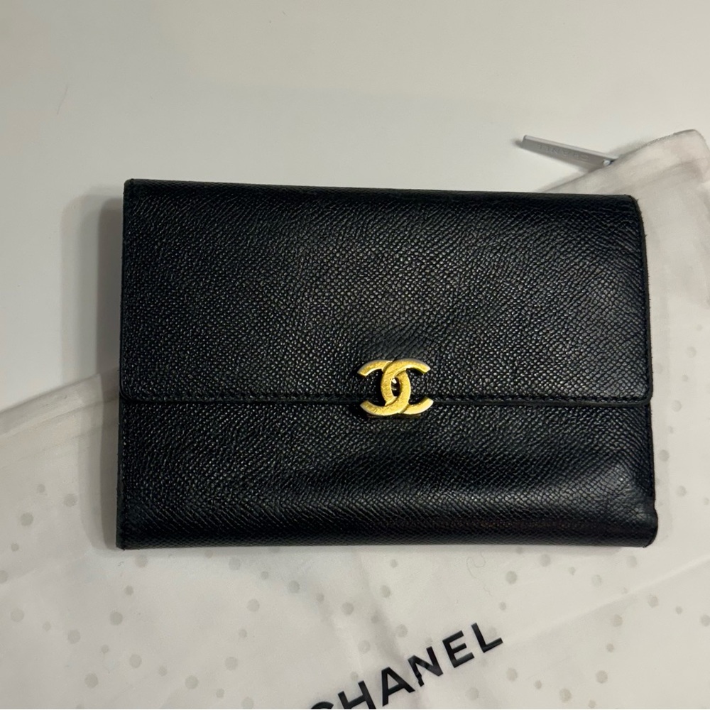 CHANEL Black Caviar Leather Wallet with Gold CC Logo